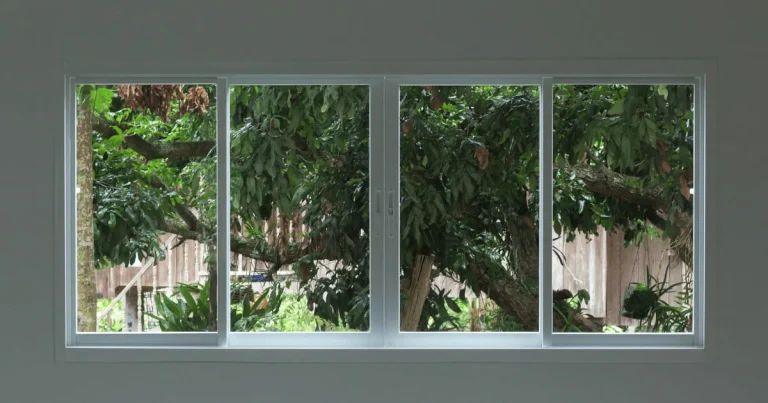 sliding-window-green