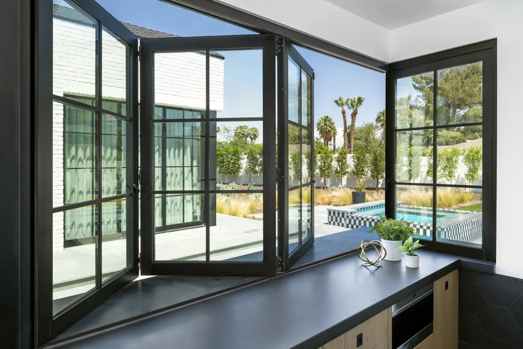 Folding-window
