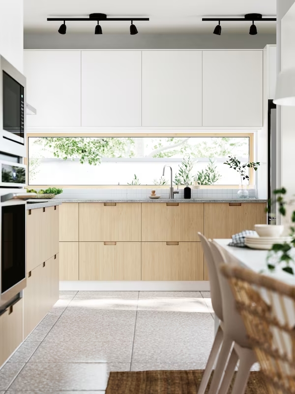 kitchen-cabinet