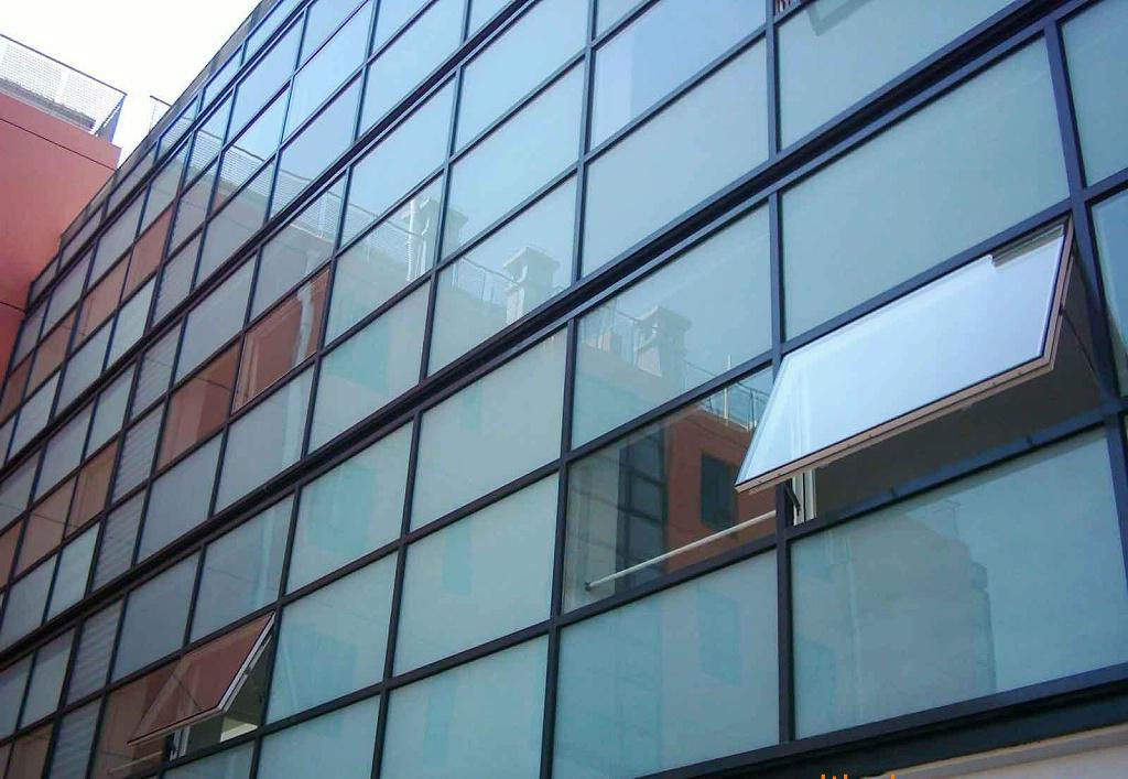 Curtain-wall-window