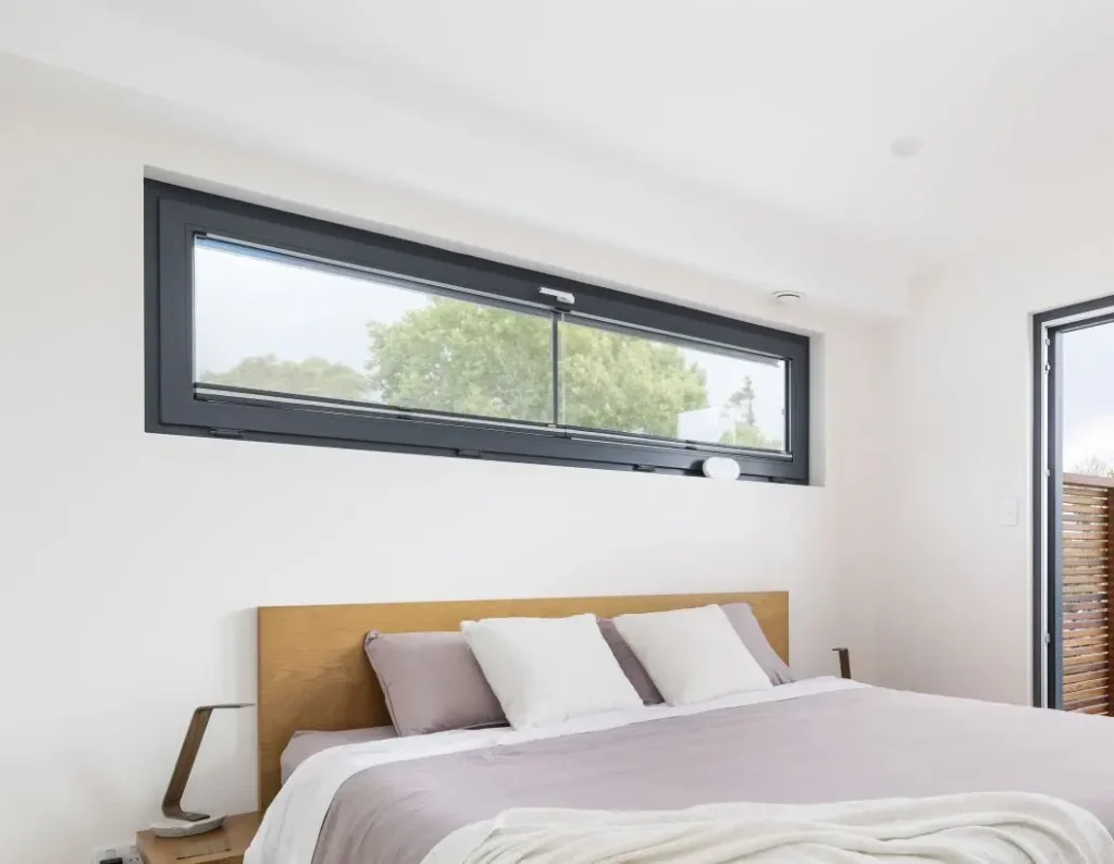 clerestory windows in the bedroom