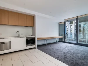 Melbourne, Australia Modern Aluminum Framed Balcony Doors Urban Apartment Project